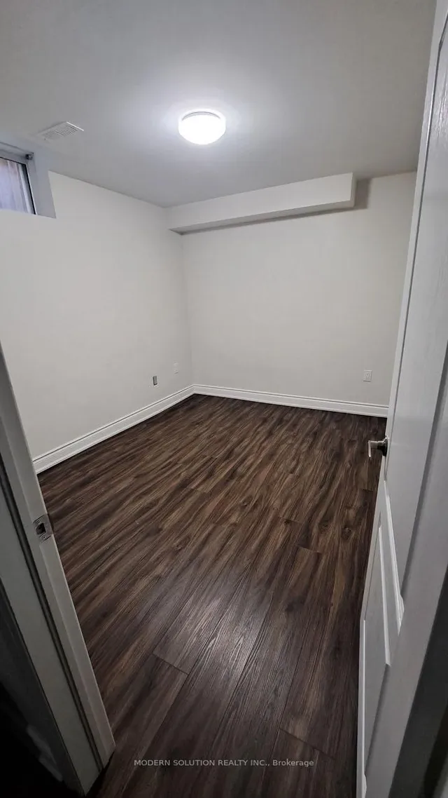 Additional image 38 of 67 Roundstone Dr