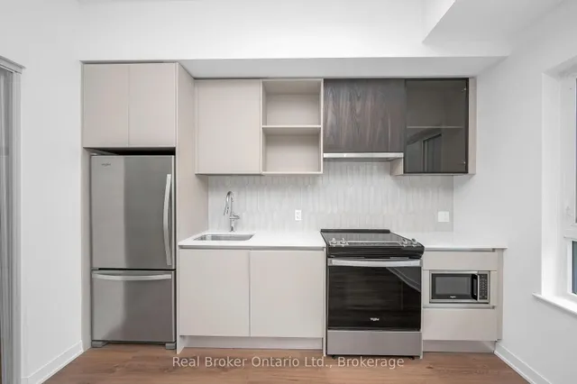 Additional image 18 of 395 Dundas St Unit 718