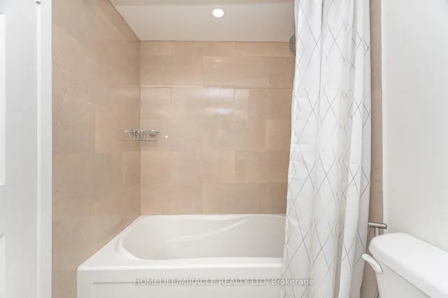 Additional image 38 of 50 eglinton Ave Unit 1701