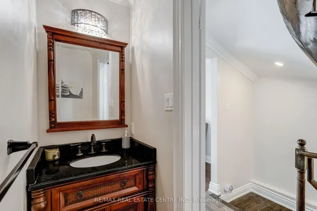 Additional image 17 of 18 Richwood Cres