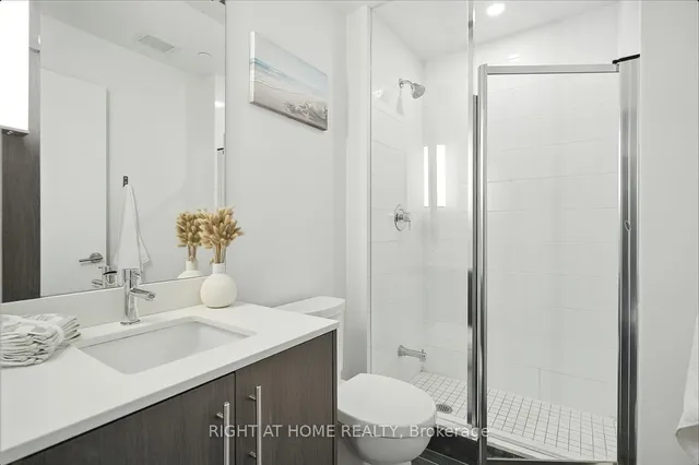 Additional image 20 of 215 Veterans Dr Unit 803