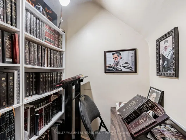 Additional image 19 of 38 Viewmount Ave