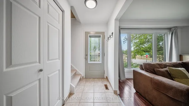 Additional image 6 of 1 YORKDALE Cres