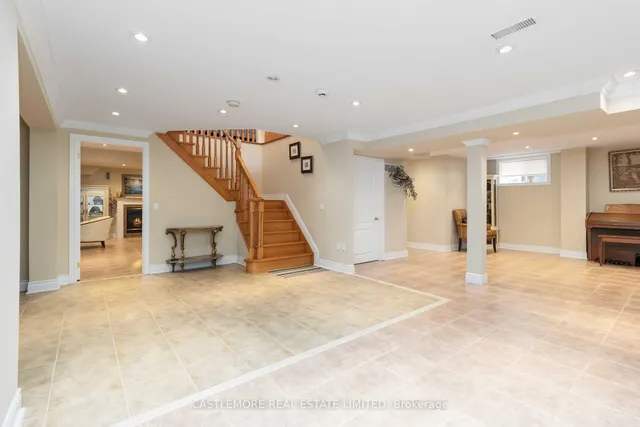 Additional image 17 of 39 Saint Hubert Dr