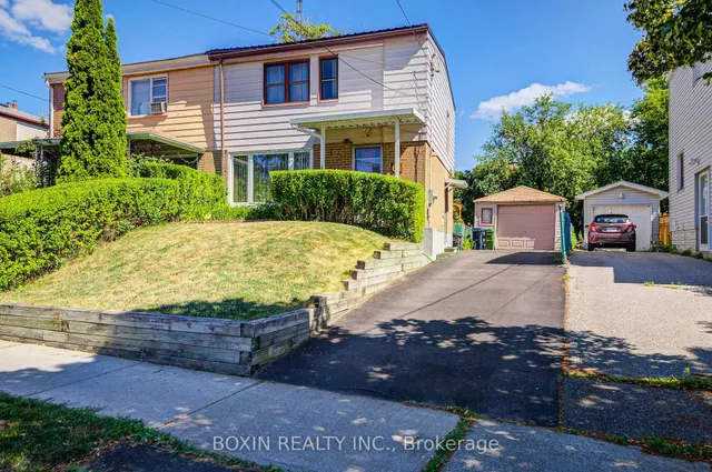 64 Kenmark Blvd
