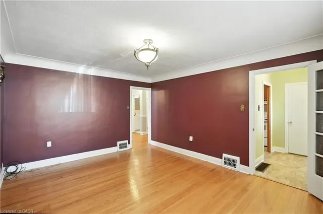 Additional image 8 of 127 Garside Ave