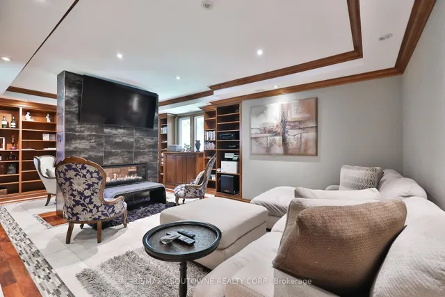 Additional image 37 of 24 School St