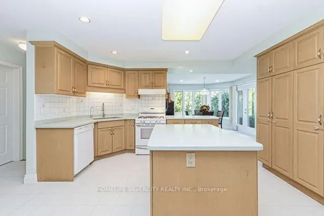 Additional image 15 of 126 Montmorency Dr