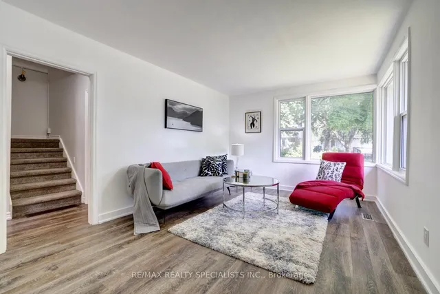 Additional image 3 of 2363 Parkway Dr