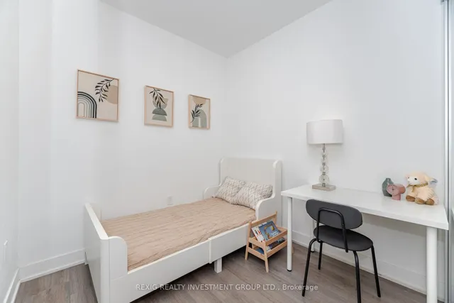 Additional image 16 of 50 George Butchart Dr Unit 723