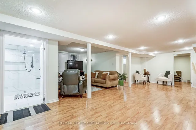 Additional image 28 of 4448 Weymouth Commons Cres