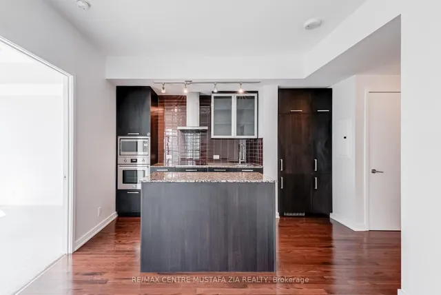 Additional image 7 of 14 York St Unit 2402