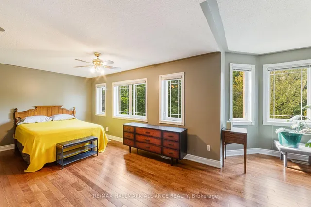 Additional image 26 of 365 Turnberry Cres