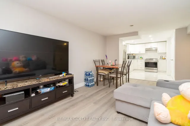 Additional image 35 of 66 Danesbury Cres