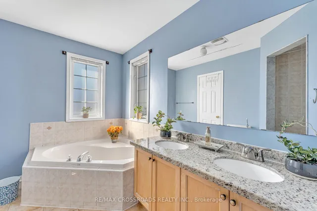 Additional image 18 of 6622 Song Bird Cres