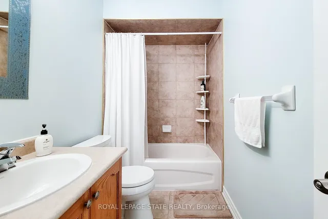 Additional image 39 of 78 Peachwood Cres Unit 9