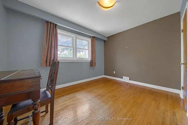 Additional image 12 of 9 Theresa Ave