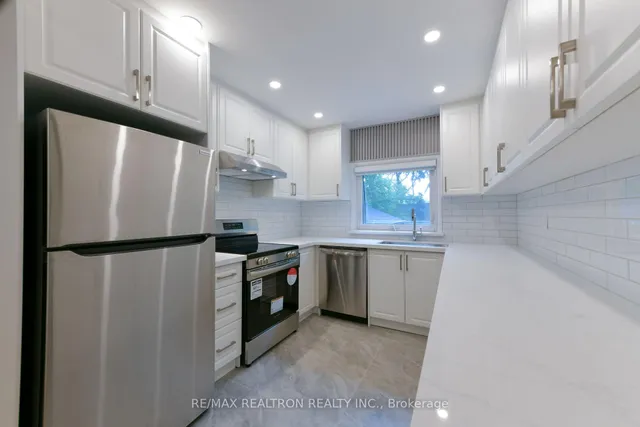 Additional image 12 of 150 Upper Canada Dr