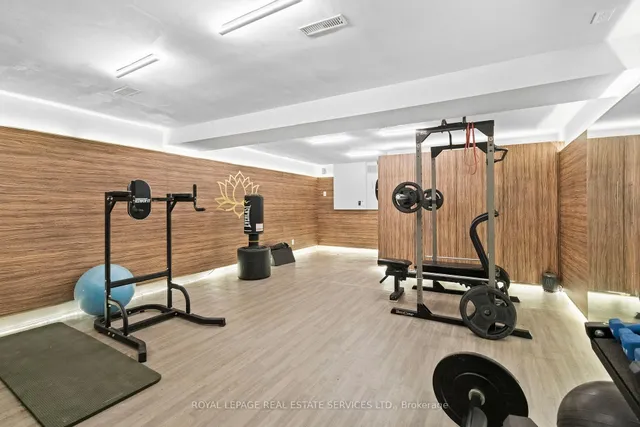 Additional image 30 of 1504 Kenilworth Cres