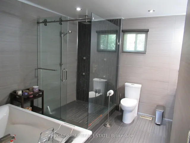 Additional image 14 of 6059 Tillsdown Dr