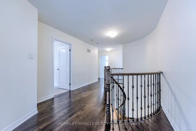 Additional image 18 of 61 Bucksaw St