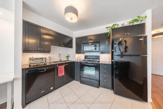 Additional image 20 of 18 Valley Woods Rd Unit 716