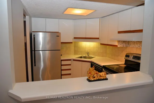 Additional image 21 of 160 Alton Tower Circ Unit 1014