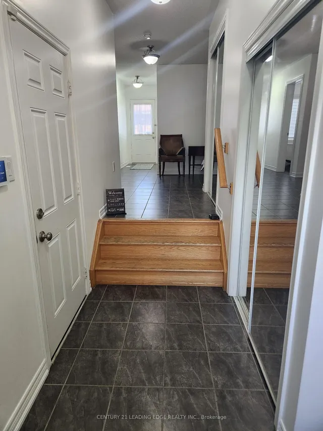 Additional image 2 of 12 Pringdale Gardens Circ