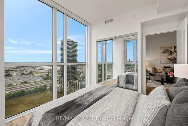 Additional image 24 of 17 Zorra St Unit 2006