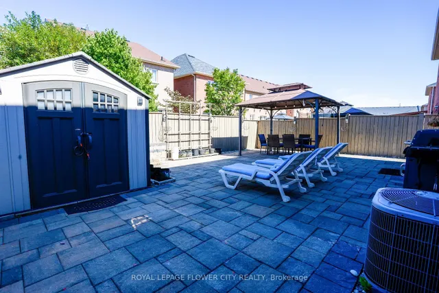 Additional image 15 of 19 Teal Crest Circ