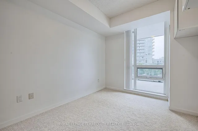 Additional image 17 of 62 Forest Manor Rd Unit 201