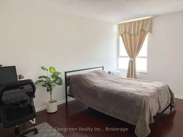 Additional image 17 of 2550 Pharmacy Ave Unit 1909