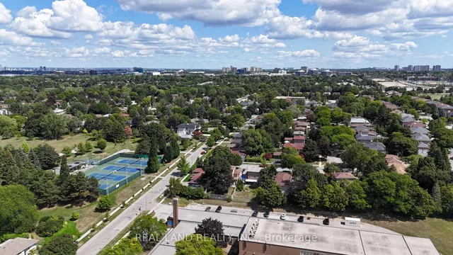 Additional image 42 of 38 Cresthaven Dr