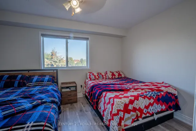 Additional image 19 of 28 Spadina Rd