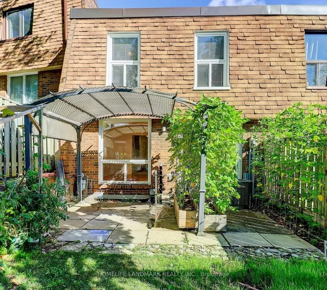 Primary image of 133 Huntingdale Blvd