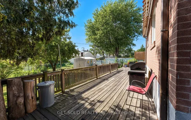 Additional image 38 of 24 Huntsmoor Rd