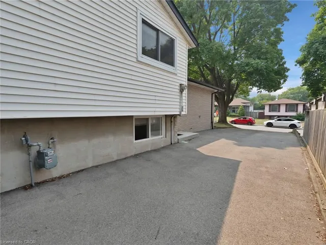 Additional image 28 of 64 Garrow Dr