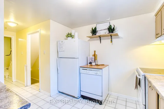 Additional image 10 of 151 Gateshead Cres Unit 37