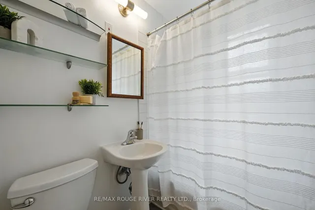 Additional image 25 of 51 Elfreda Blvd