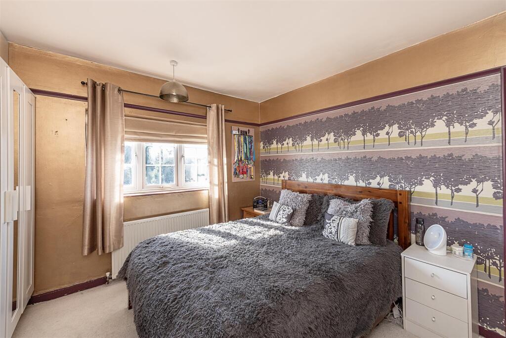 Additional image 7 of Barnfield Road, Harpenden