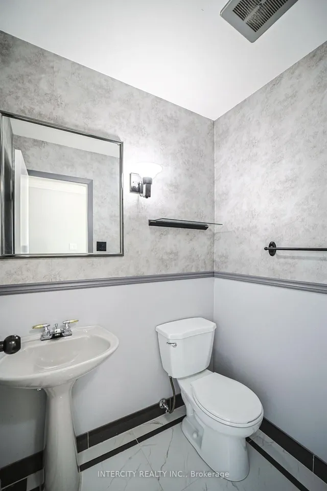 Additional image 25 of 24 Grovetree Pl