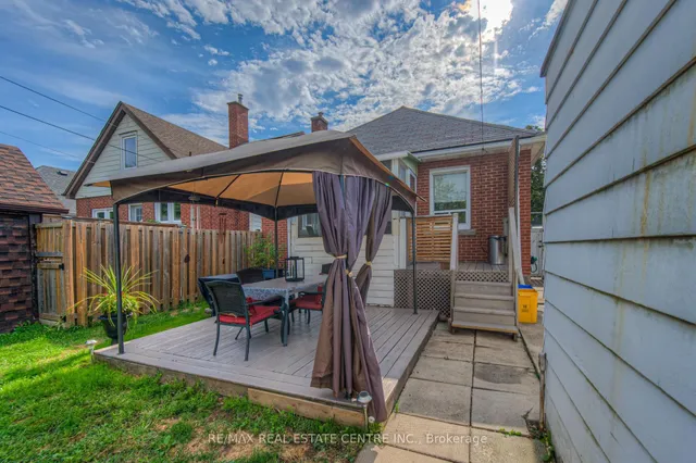 Additional image 40 of 14 Barons Ave