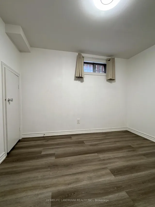 Additional image 4 of 104 Loganberry Cres