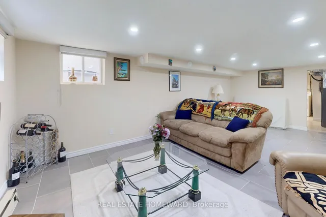 Additional image 33 of 87 Guestville Ave