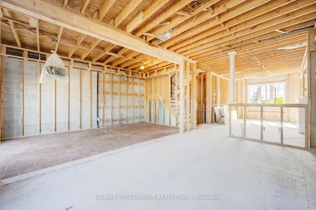 Additional image 11 of 6544 Opera Glass Cres