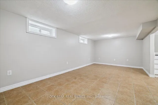 Additional image 34 of 61 Adis Ave