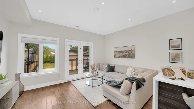 Additional image 13 of 1070 BRIAR HILL Ave