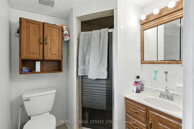 Additional image 12 of 67 Deschene Ave