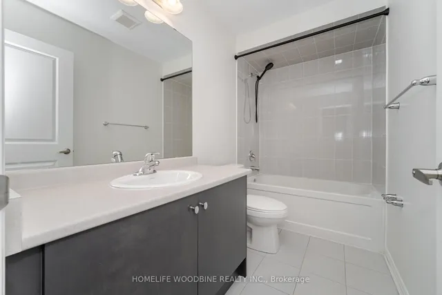 Additional image 38 of 15 Arcola St