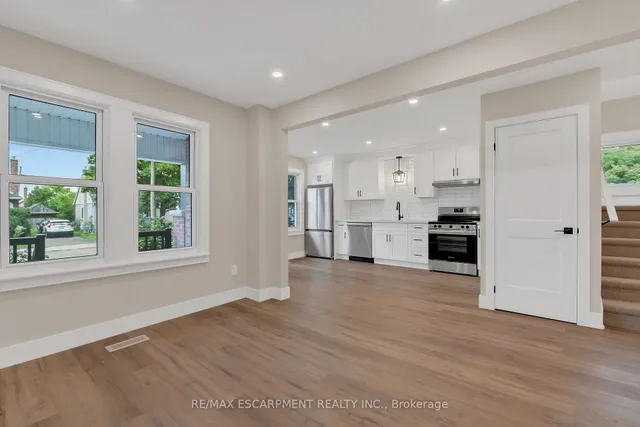 Additional image 13 of 126 AUBURN Ave